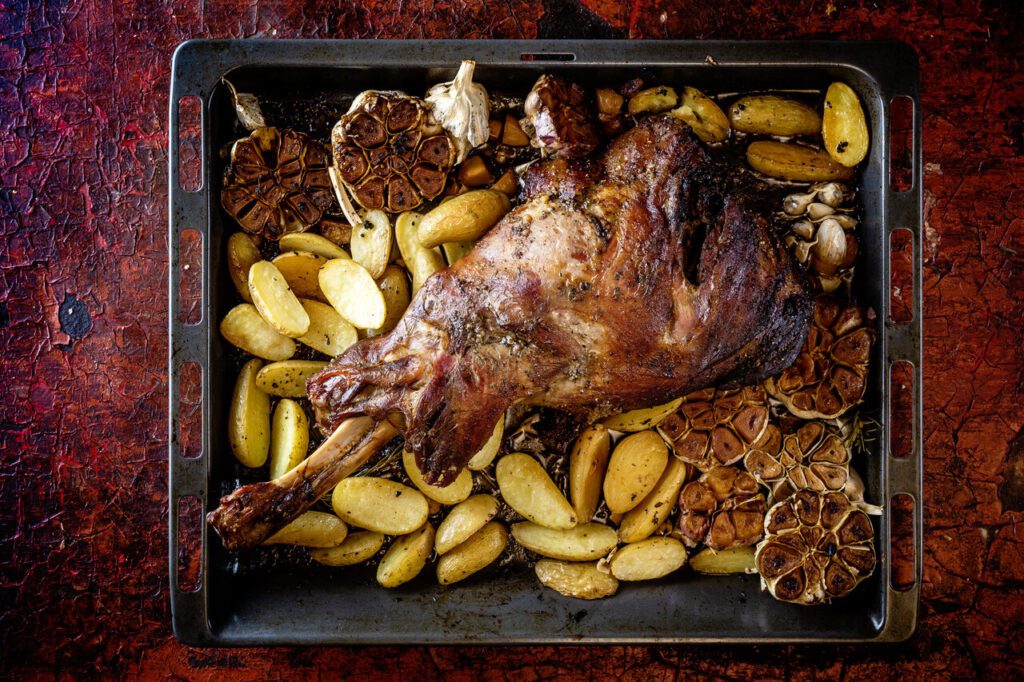 Wildschweinschulter im Ofen gegart